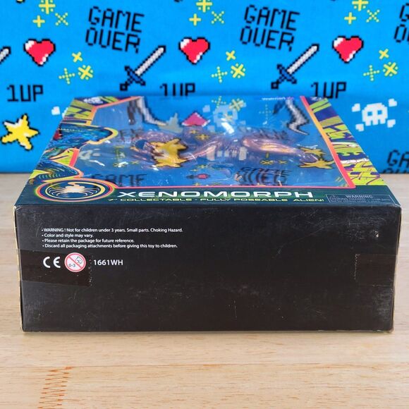 Lanard Alien Special Edition Xenomorph Runner Xeno 7" Spike and Facehugger New - Picture 4 of 7